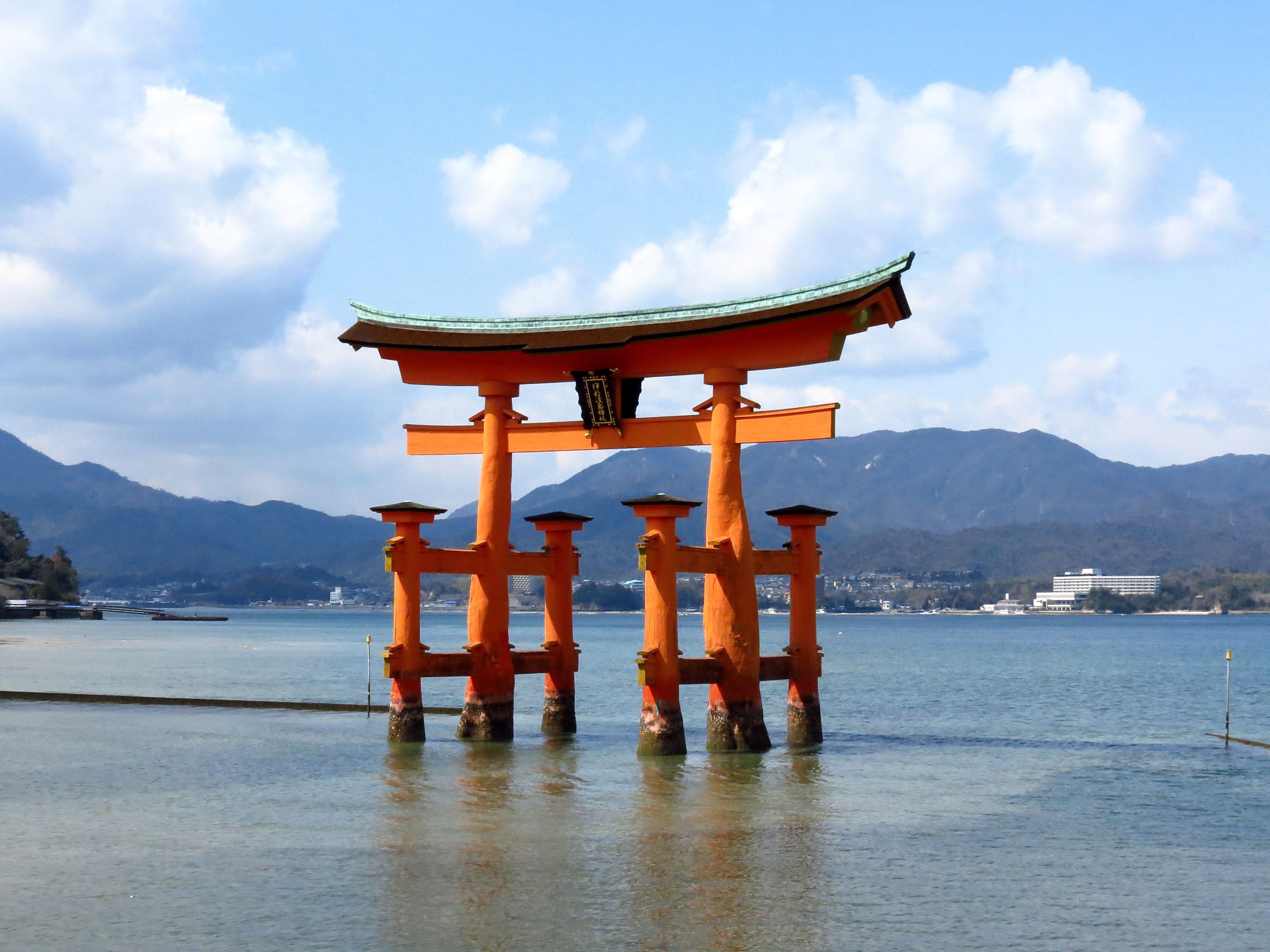 A first-timer's guide to Miyajima Island (Itsukushima Shrine): where to eat, stay & explore