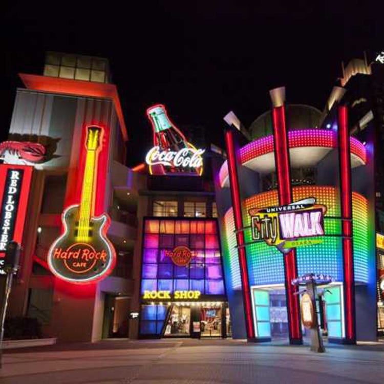 Universal CityWalk Osaka